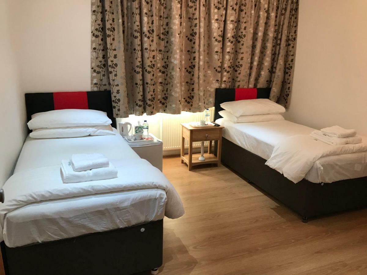 Oxford Bed And Breakfast Kidlington Esterno foto